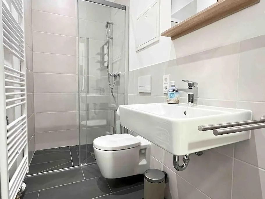 Apartment Am1094 - Moderne Monteurwohnung Uebergangswohnung Amberg Germany